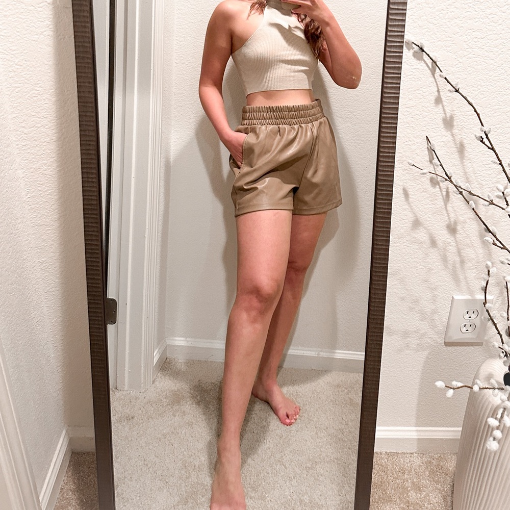 Tan leather shorts size M